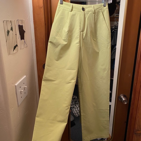 Princess Polly Pants - light green high waisted pants